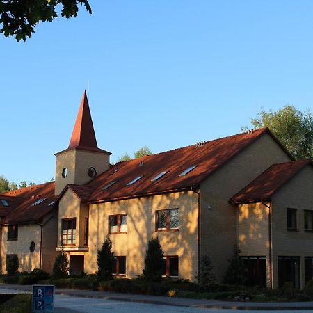 Uroczysko Porszewice - Osrodek Konferencyjno-Rekolekcyjny Hotel Pabianice Kültér fotó