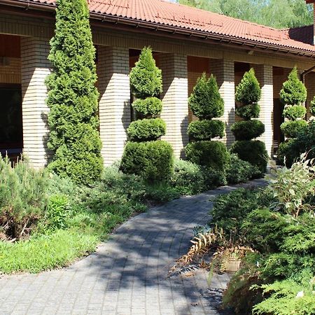 Uroczysko Porszewice - Osrodek Konferencyjno-Rekolekcyjny Hotel Pabianice Kültér fotó