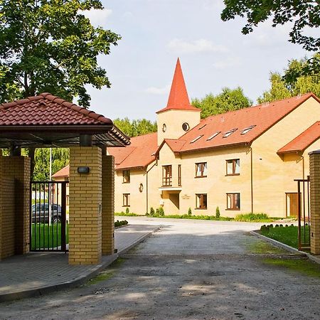 Uroczysko Porszewice - Osrodek Konferencyjno-Rekolekcyjny Hotel Pabianice Kültér fotó